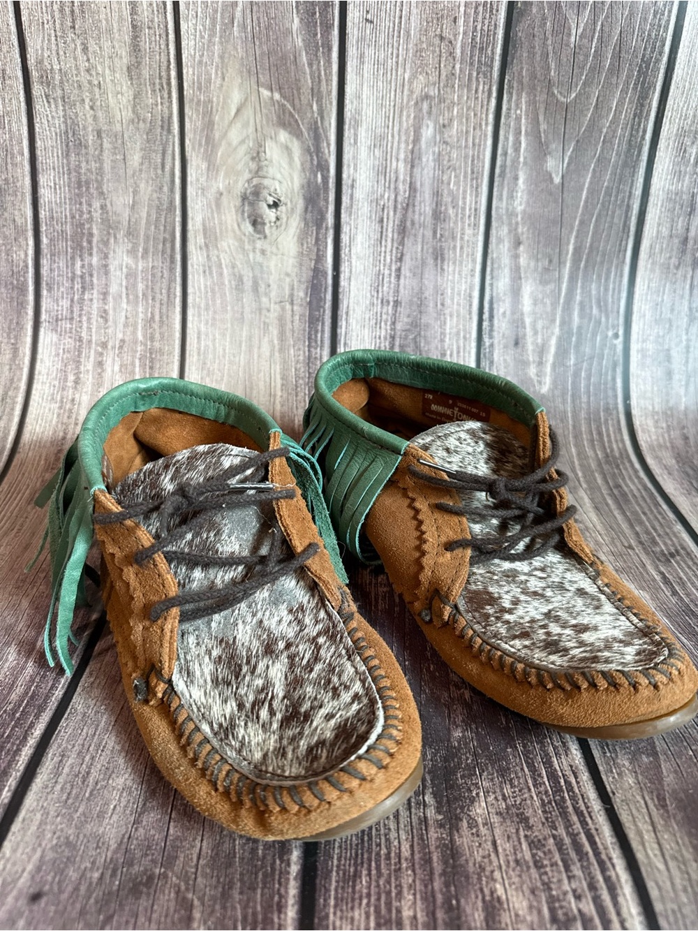 Women's Minnetonka Brown Suede Cowhide Fringe Moccasin with Green Trim